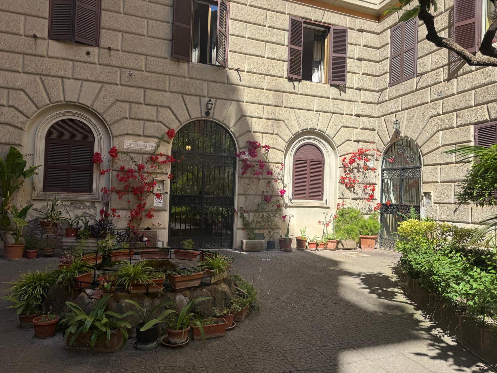 Appartamento Larisarooms Roma Exterior foto